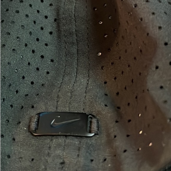 Vintage Nike Panel Running Black Hat Sz ML Fitted Classic99 DriFit - Picture 10 of 10